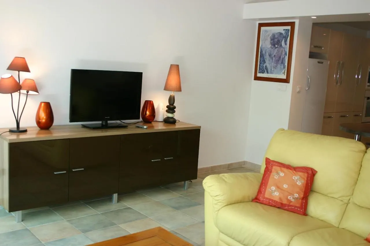 Maison d'hôtes A la Verte Campagne - Appartements / Gîtes Roquebrune-sur Argens France