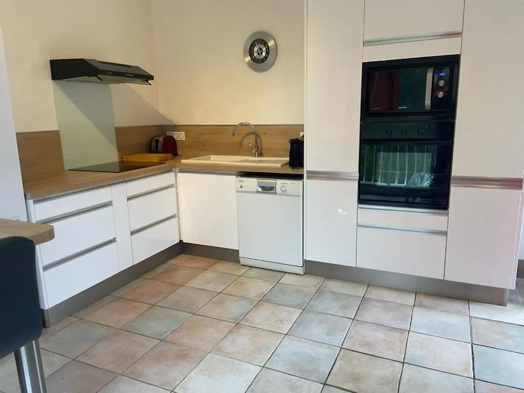 A la Verte Campagne - Appartements / Gîtes Roquebrune-sur Argens 0*,