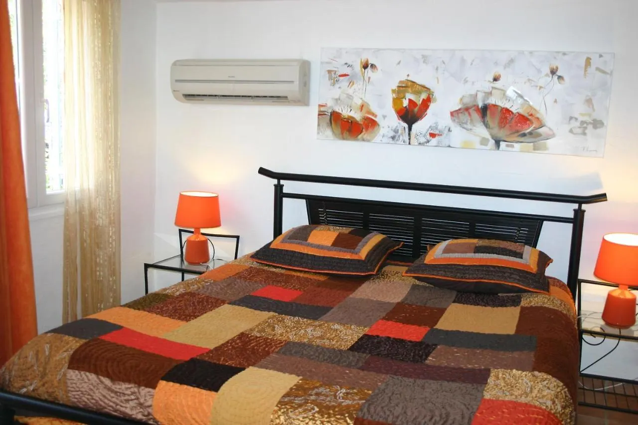 Gasthuis A La Verte Campagne - Appartements / Gites Roquebrune-sur-Argens Frankrijk