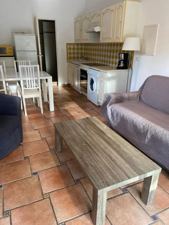 A La Verte Campagne - Appartements / Gites Roquebrune-sur-Argens 0*,  France